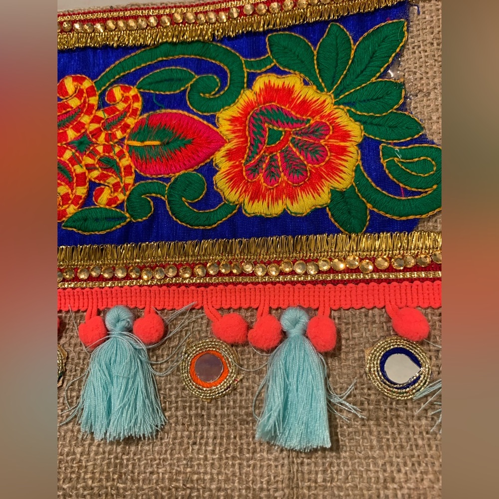 Balinese Handmade Cosmetic Clutch Pouch - Picture 3 of 7